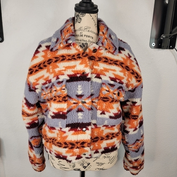 Forever 21 Aztec Sherpa Crop Jacket Sz S Terry Boxy - Picture 1 of 6